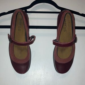 Adorable red leather kitten heels